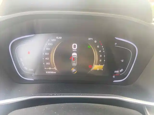 Geely Binyue 2019 260T DCT Ranger China VI — фото 4