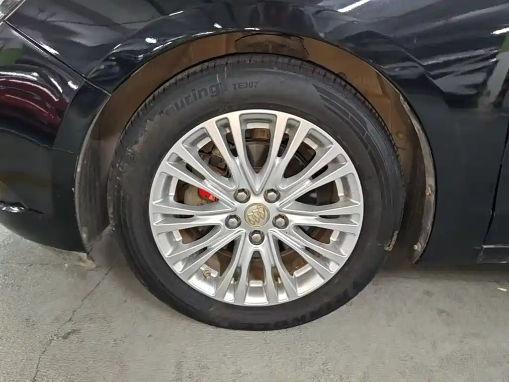 Фото 23 - Buick Excelle