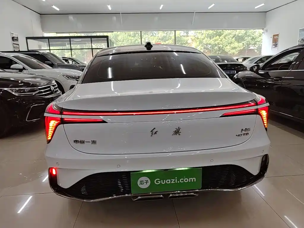 Hongqi H6 2025 2024 Model 2.0T Elegance Edition