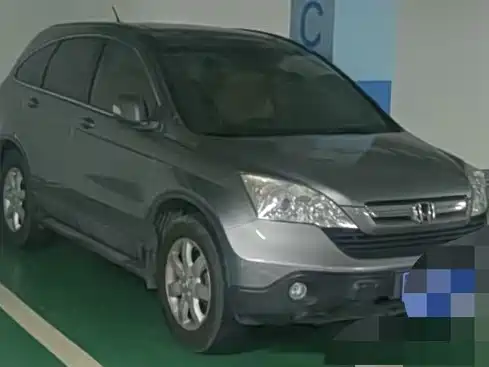 Фото 2 - Honda CR-V