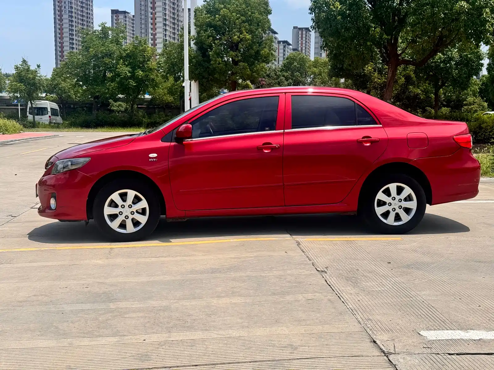 Фото 4 - Toyota Corolla