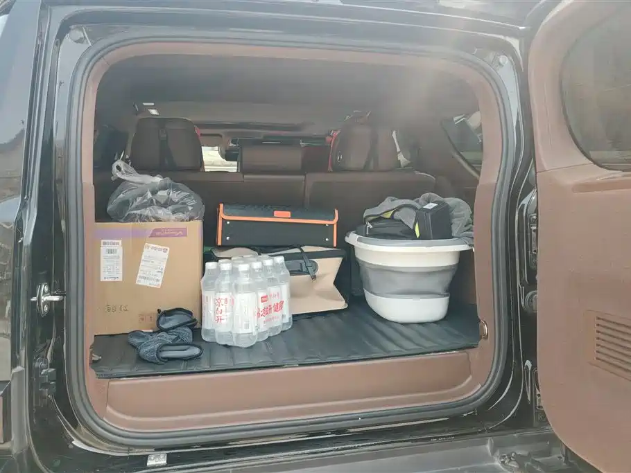 TANK TANK 700 NEW ENERGY