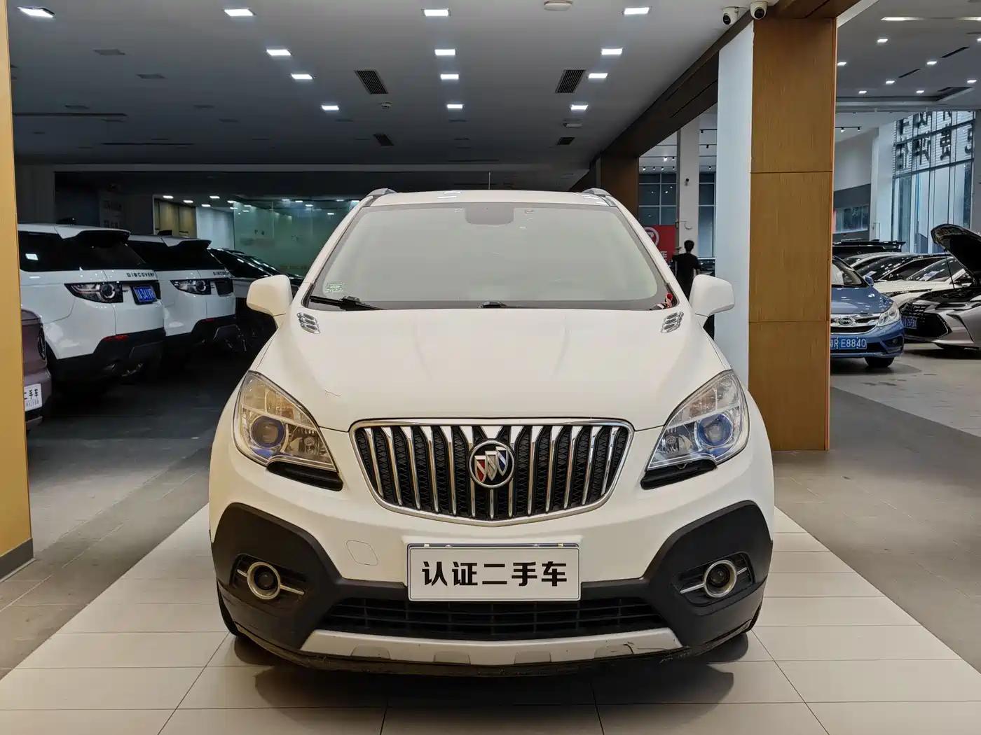 Buick Encore 2014 1.4T Automatic 2WD Urban Elite фото 3