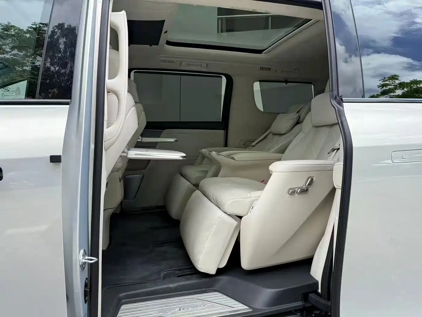 Buick Zhijing Shijia 2026 2026 Model PHEV Base Version