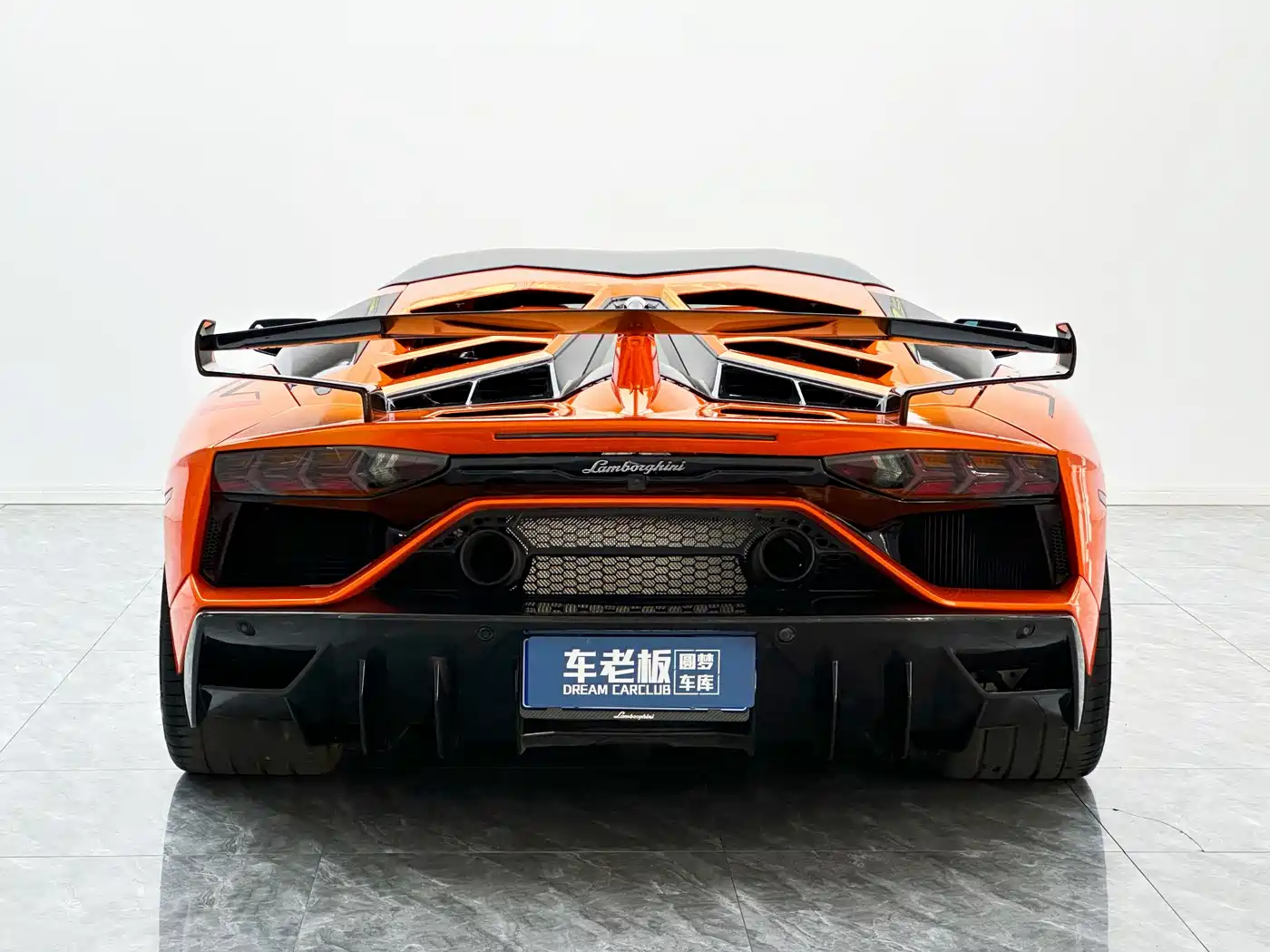 Lamborghini Aventador 2011 LP 700-4 фото 7