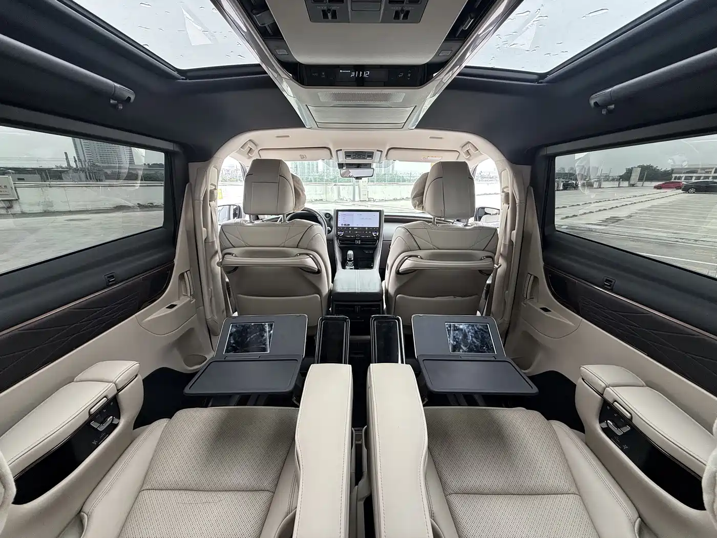Toyota Vellfire 2024 2024 Crown Hybrid 2.5L Executive Premium Edition