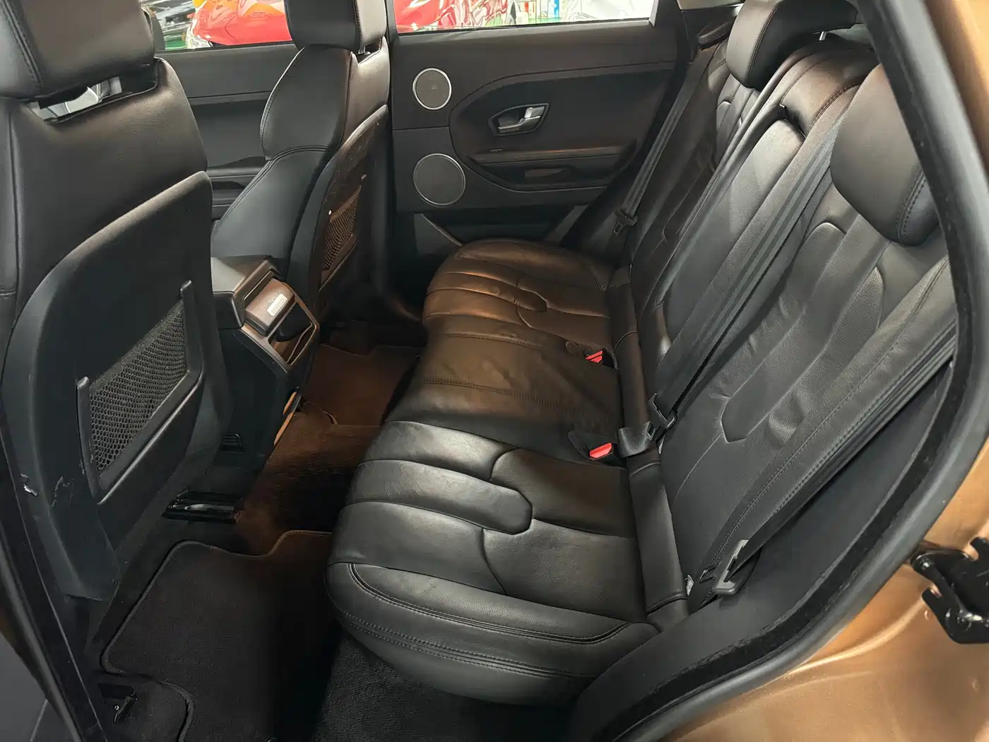 Land Rover Range Rover Evoque (Import) 2014 2014 2.0T 5-door Brilliance