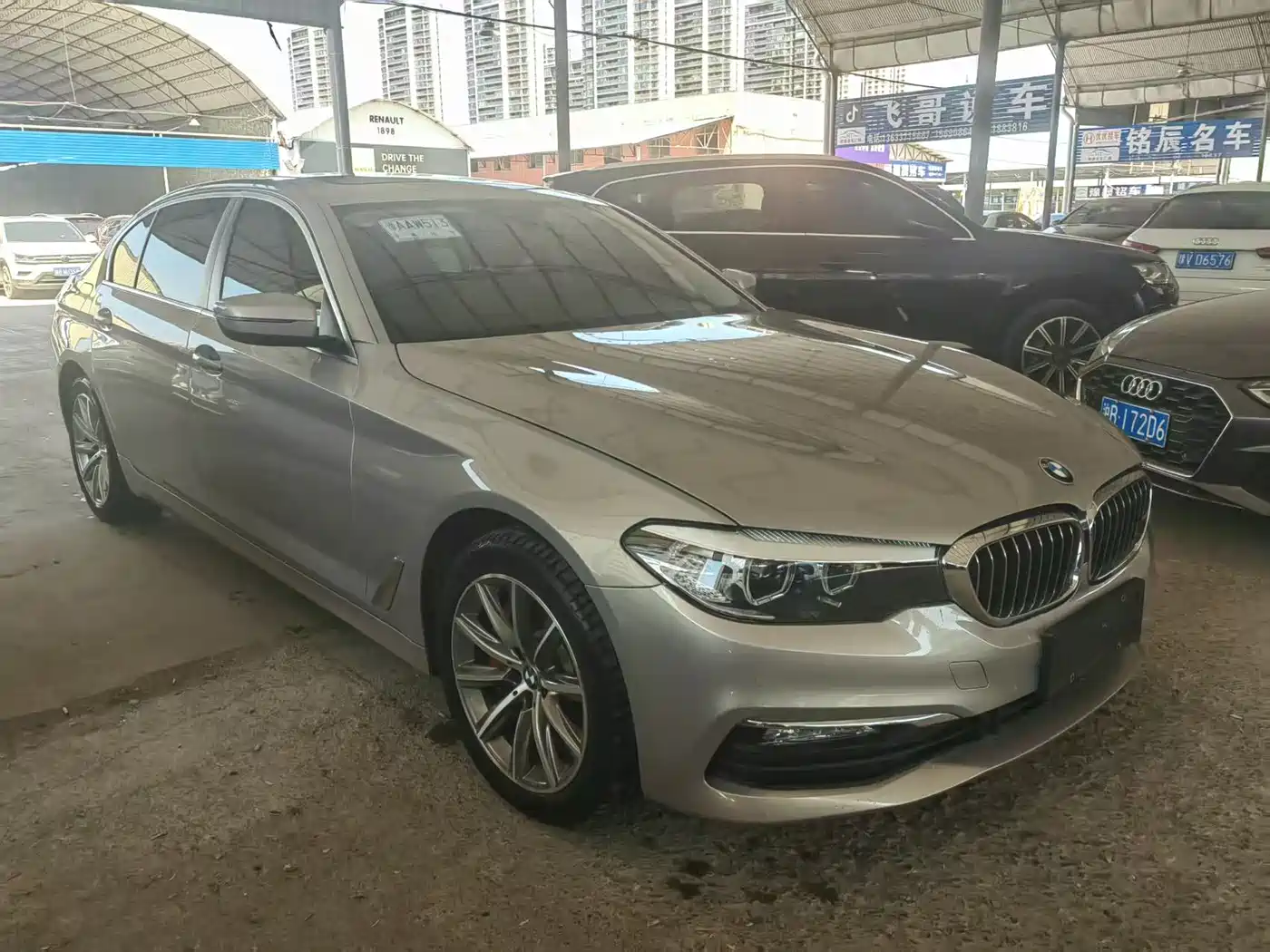 BMW 5 Series 2018 528Li Launch Special Edition фото 3