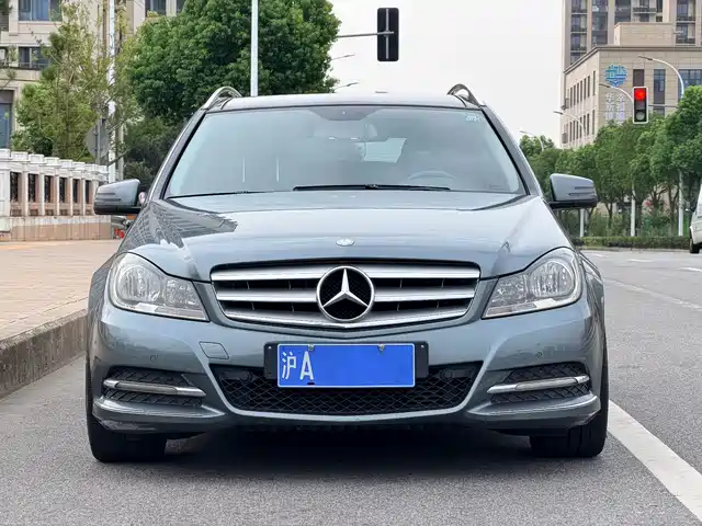 Mercedes-Benz C-Class (Import) 2011 C 200 Fashion Wagon Edition — фото 2
