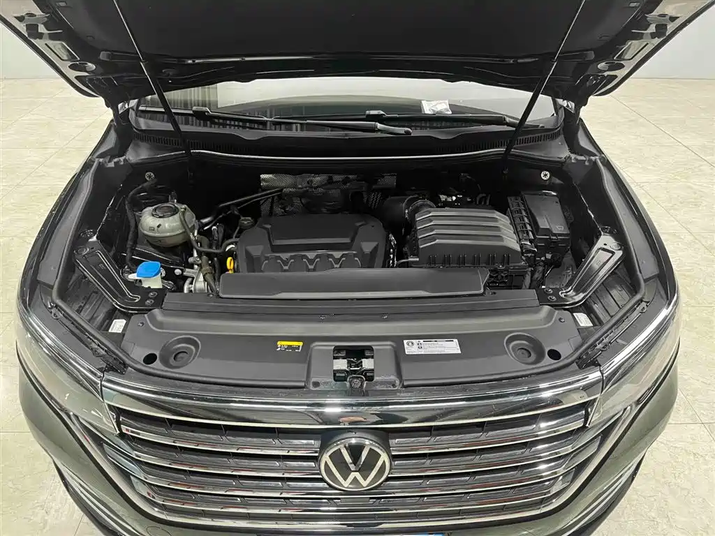 Volkswagen Viloran 2024 380TSI Executive Edition фото 21