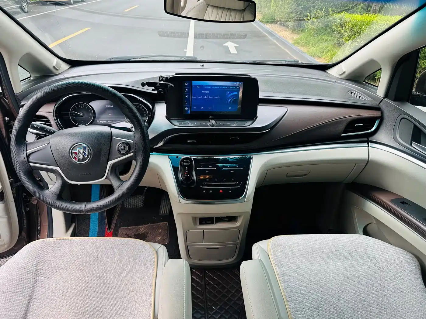 Buick GL8 2021 Land Business Class 652T Luxury фото 18