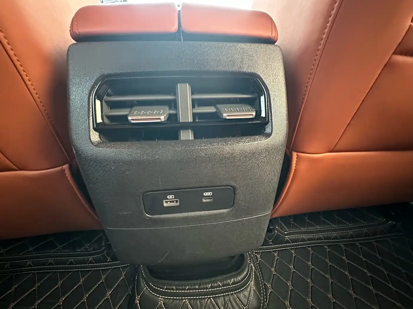 Jetour Shanhai L7 2025 2024 1.5T 120km MAX 7-seater