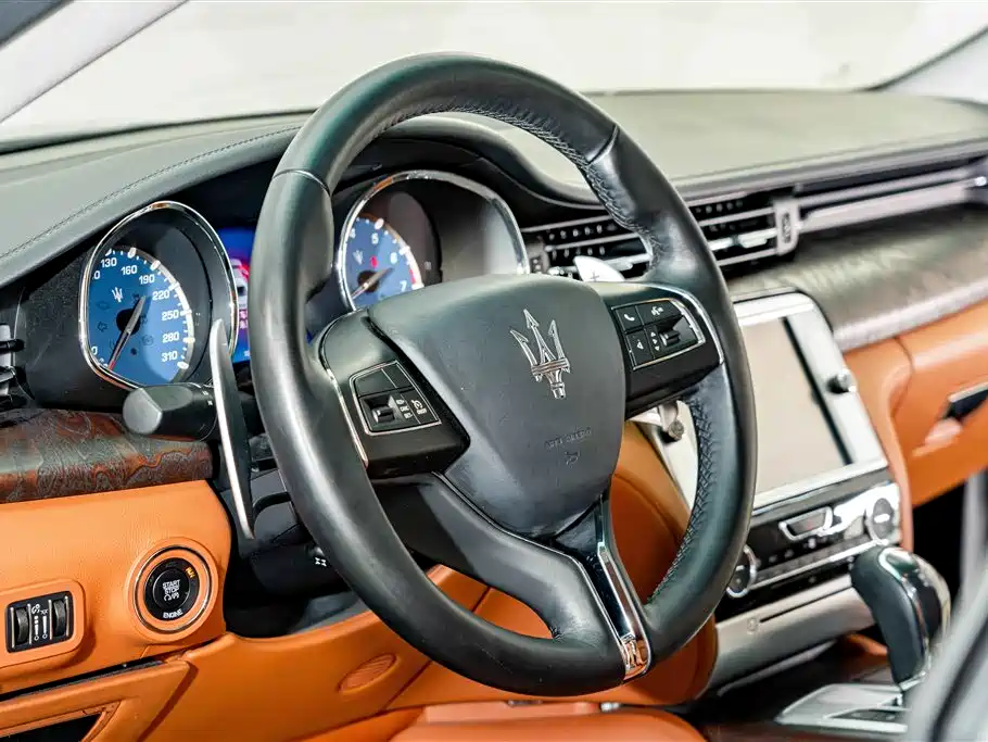 Maserati Quattroporte 2015 2013 3.0T Standard