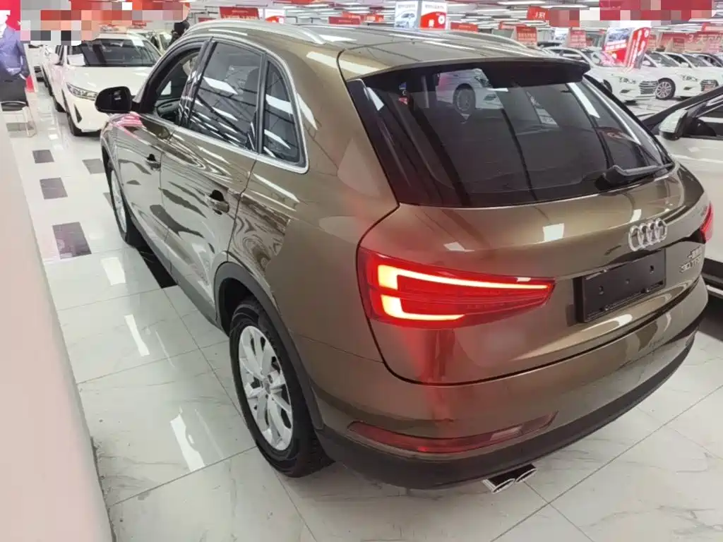Фото 5 - Audi Q3