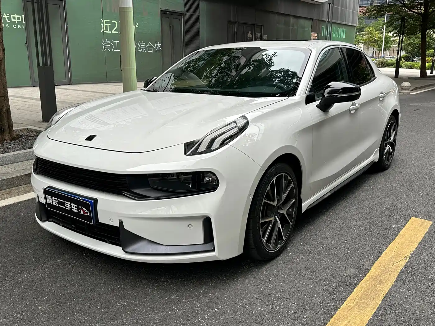 Lynk & Co 03 2018 2018 1.5TD DCT Power Pro Version China V