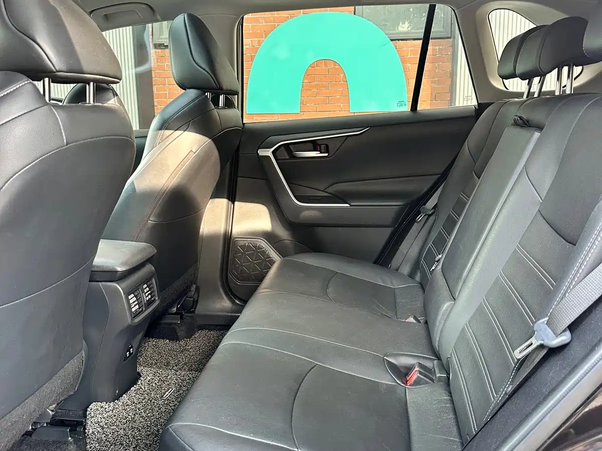 Toyota Wildlander 2020 2020 2.0L CVT 2WD Luxury Edition
