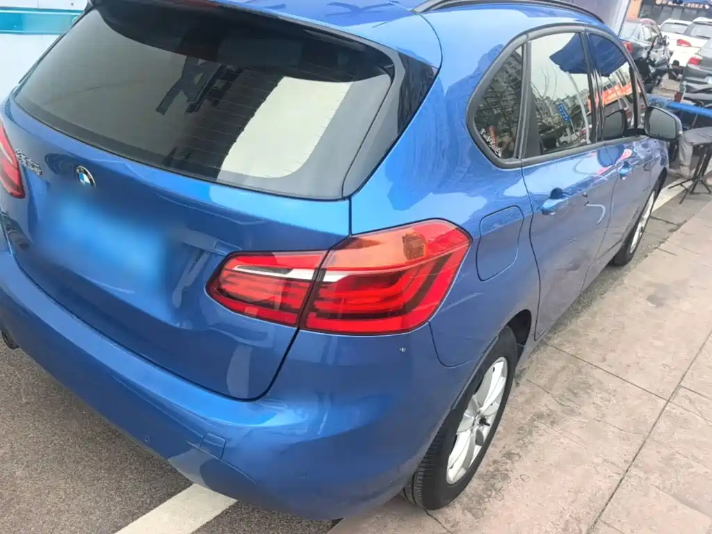 BMW 2 Series Touring 2019 2018 218i Sport Line