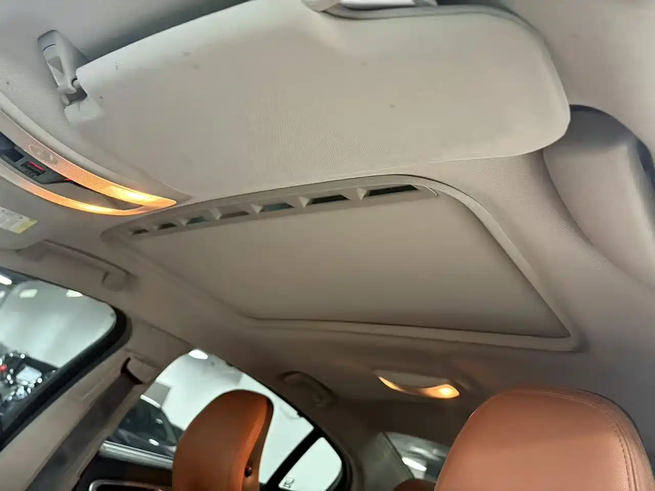 Фото 23 - Volvo S60