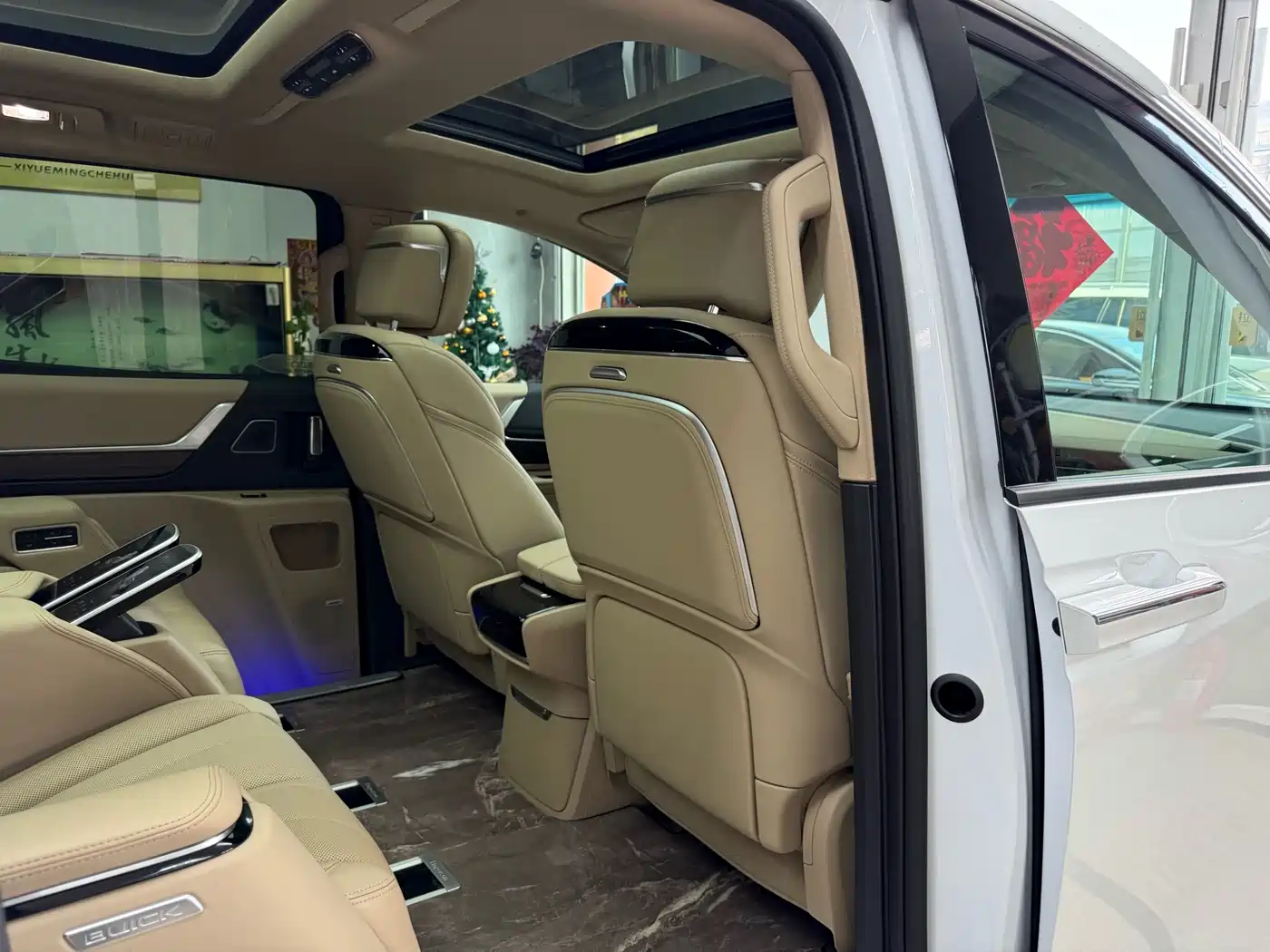 Buick Century 2023 2.0T 7-seater Premium фото 43