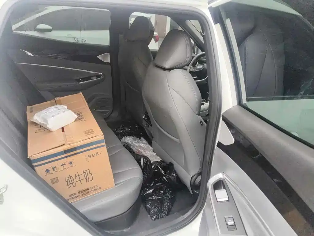 Geely Atlas 2025 2026 Model 1.5TD Aspiration