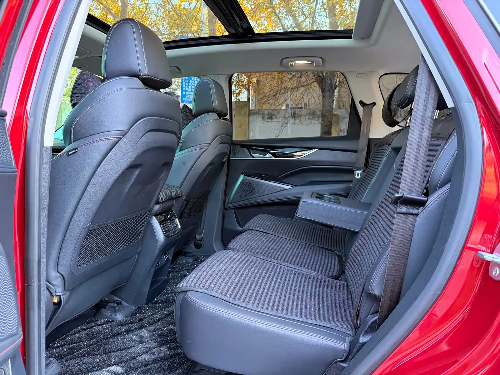 Фото 26 - Maxus Maxus D60