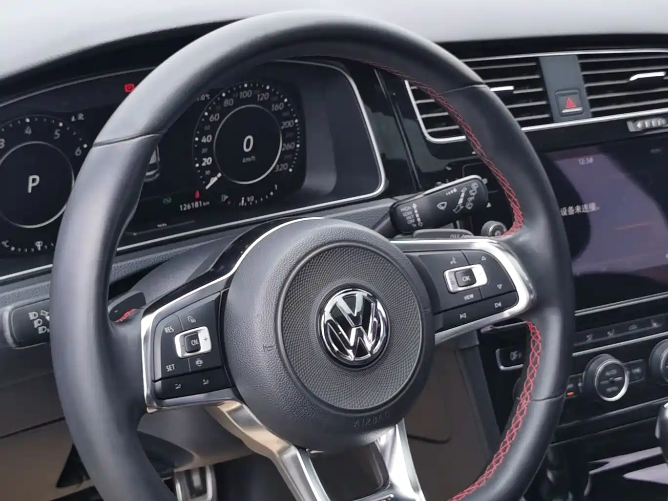 Volkswagen Golf GTI 2019 2.0TSI GTI (China V) фото 12