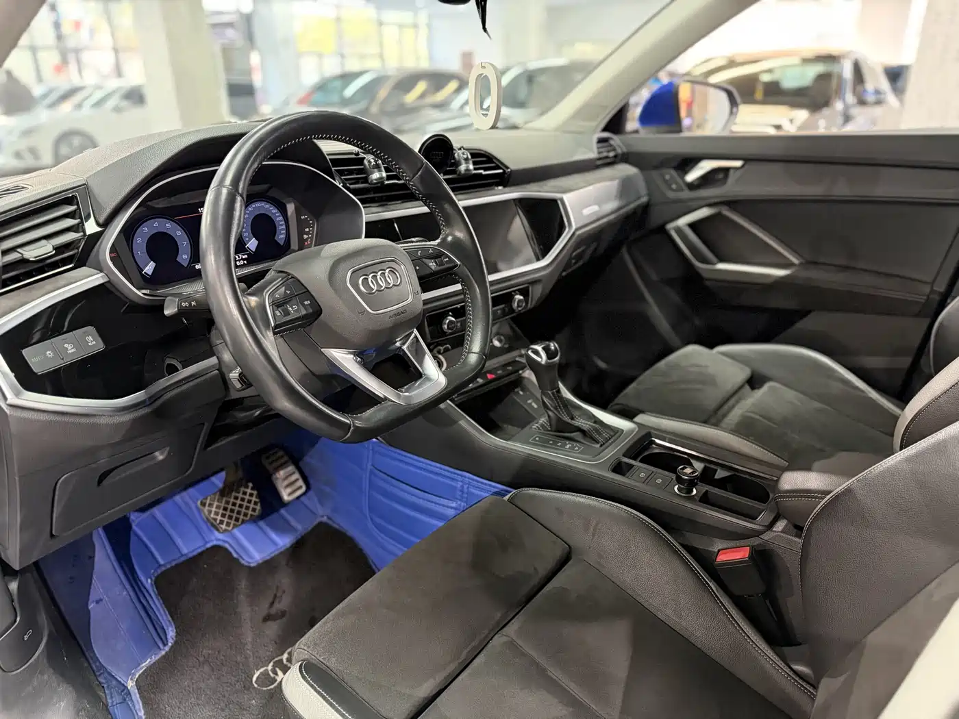 Audi Q3 2021 35 TFSI Fashion Sport фото 5