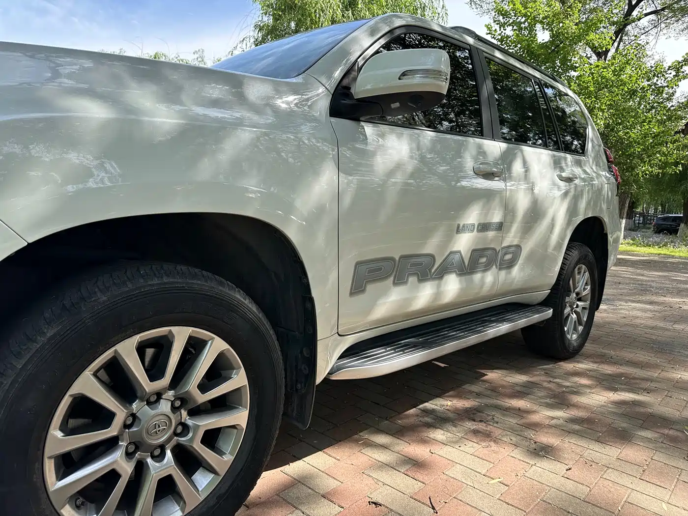 Toyota Prado 2018 3.5L Automatic TX-L Rear-mounted Spare Tire фото 9