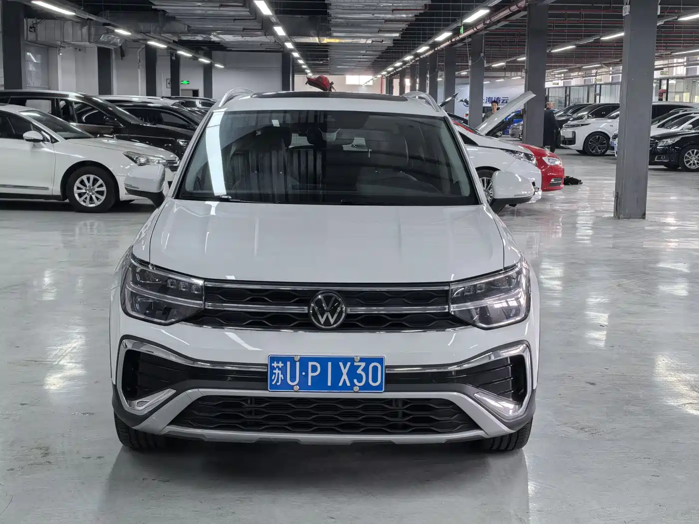 Volkswagen Tharu 2024 300TSI 2WD Full Moon Edition фото 2