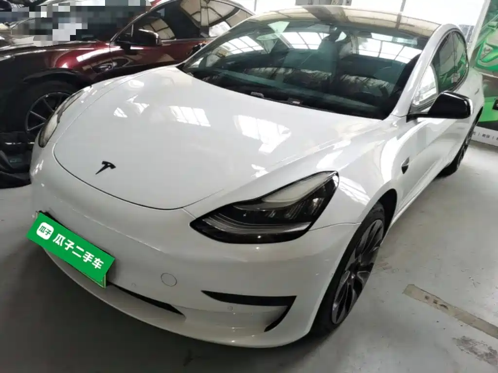 Фото 1 - Tesla Model 3 (Import)