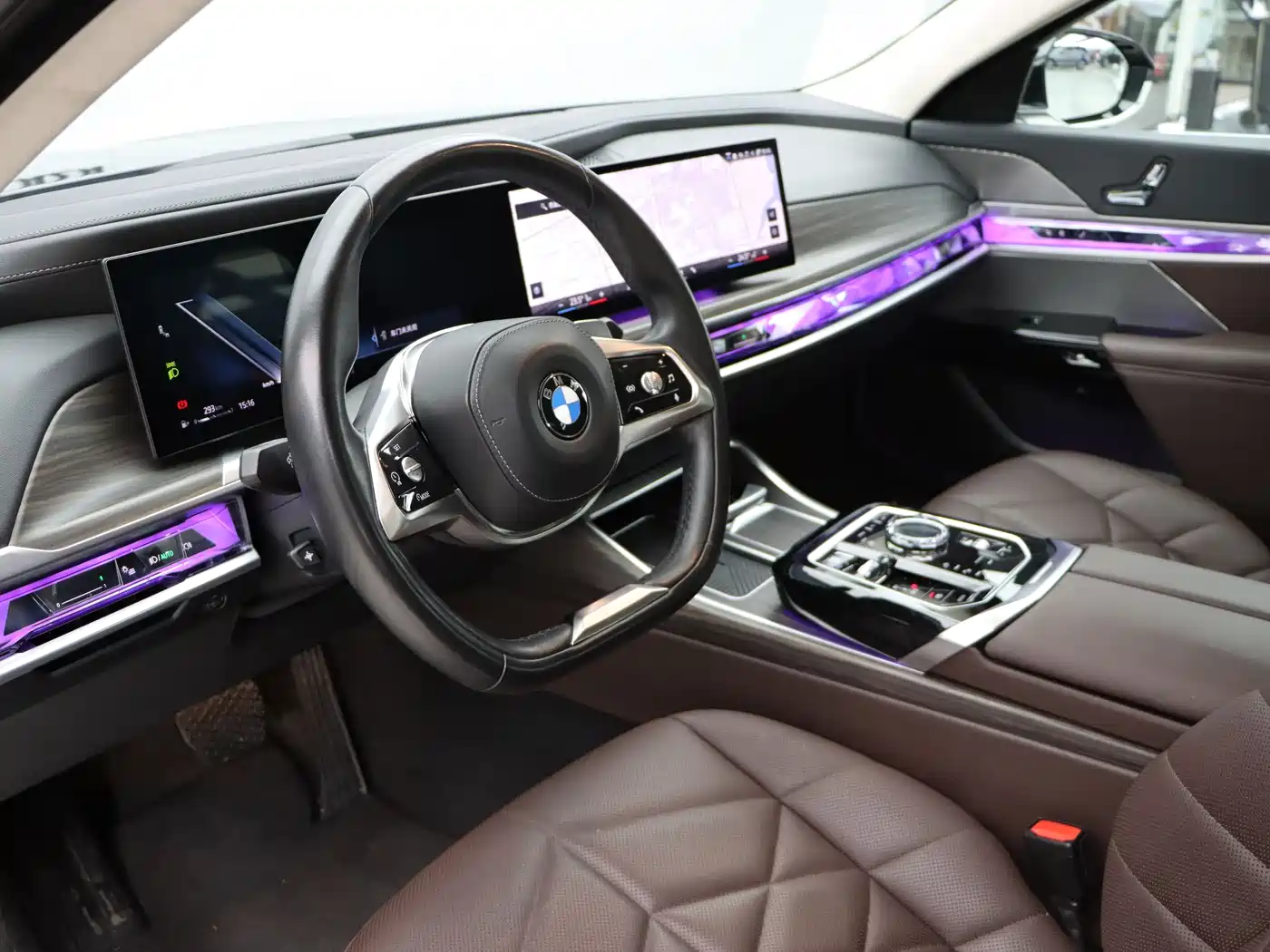 BMW 7 Series 2023 Model 735Li Luxury Package фото 21