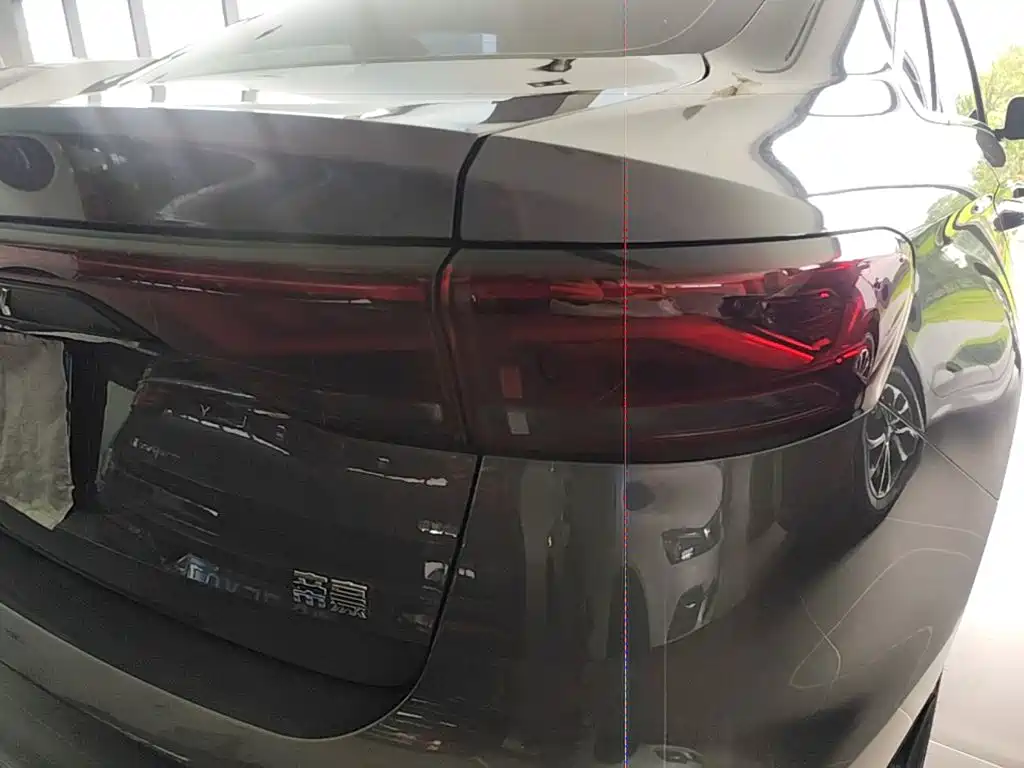 Фото 8 - Geely Emgrand