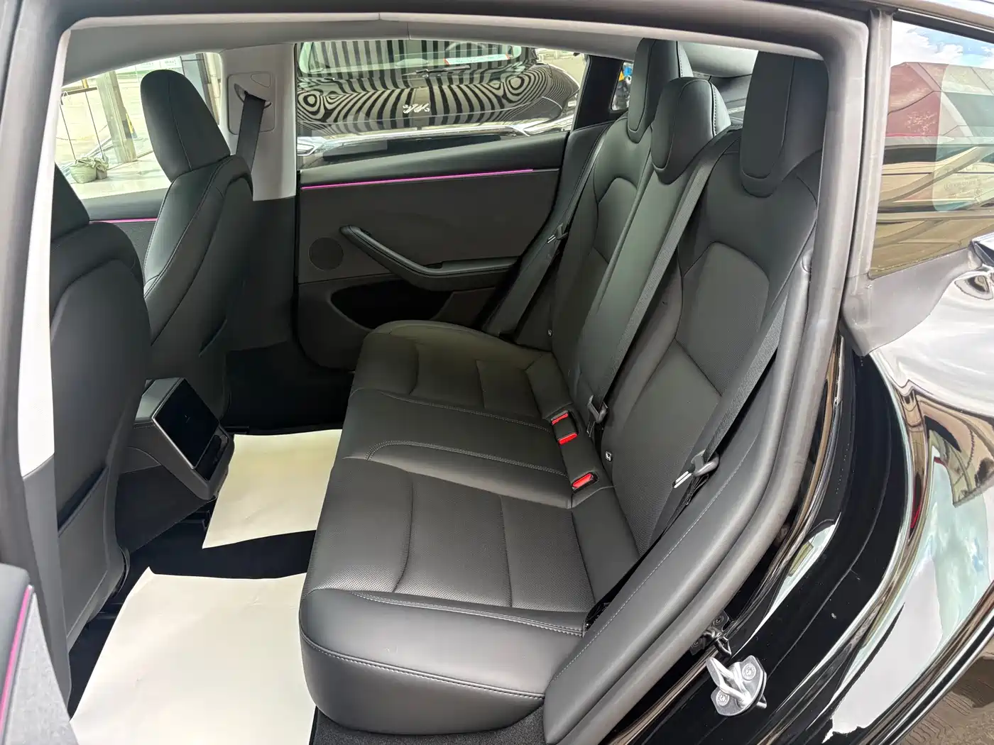 Tesla Model 3 2026 2025 Model Year Facelift Rear-Wheel Drive