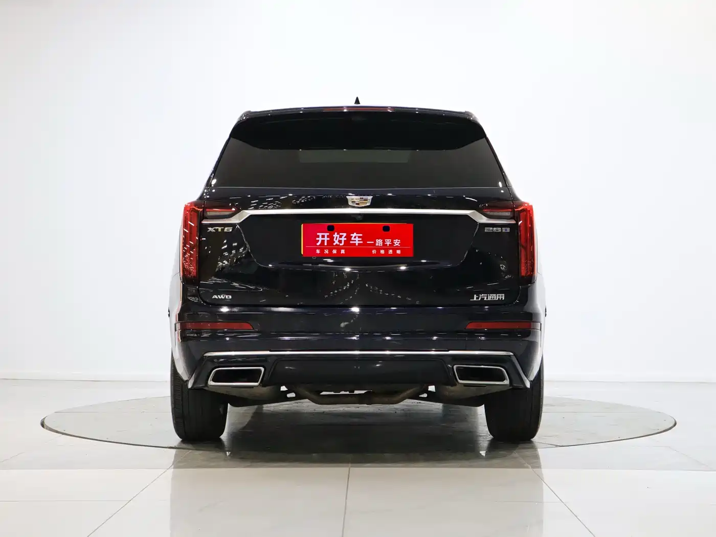CADILLAC XT6