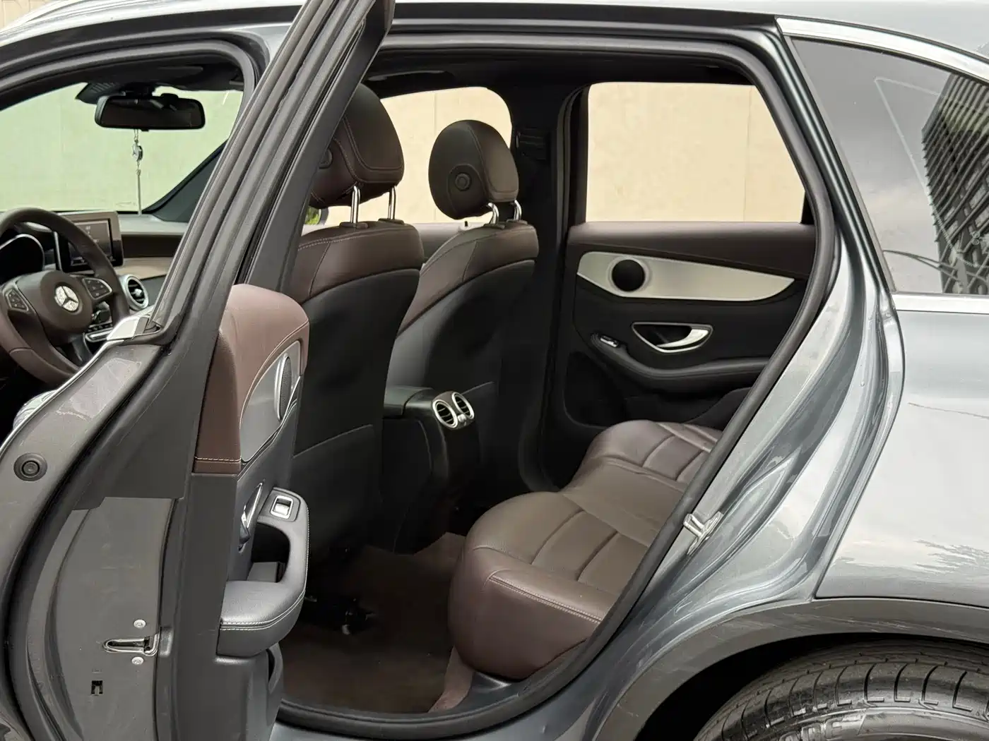 Mercedes-Benz GLC 2018 Facelift GLC 200 4MATIC фото 13