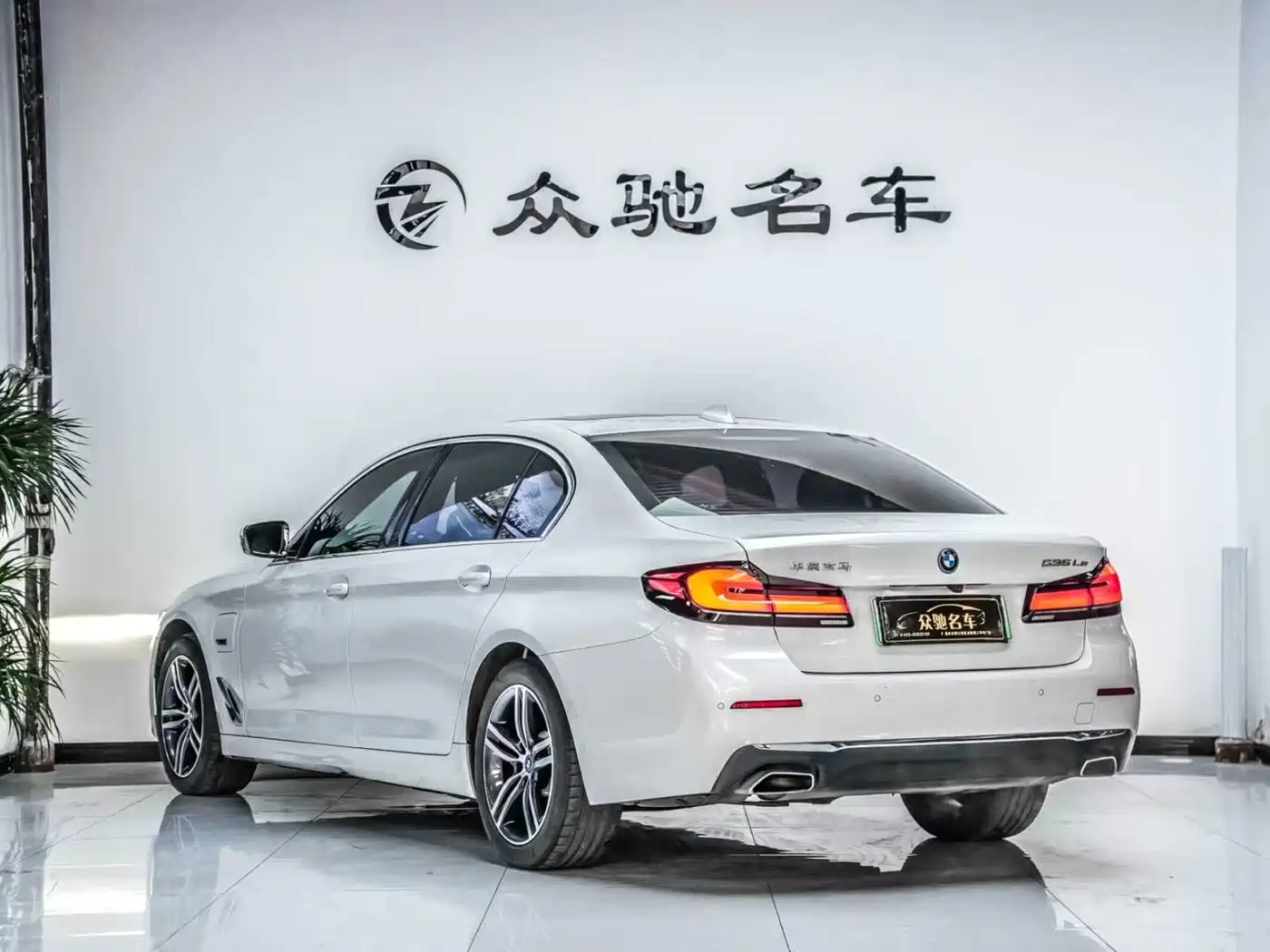 BMW 5 Series New Energy 2022 Facelift 535Le Luxury Package фото 9