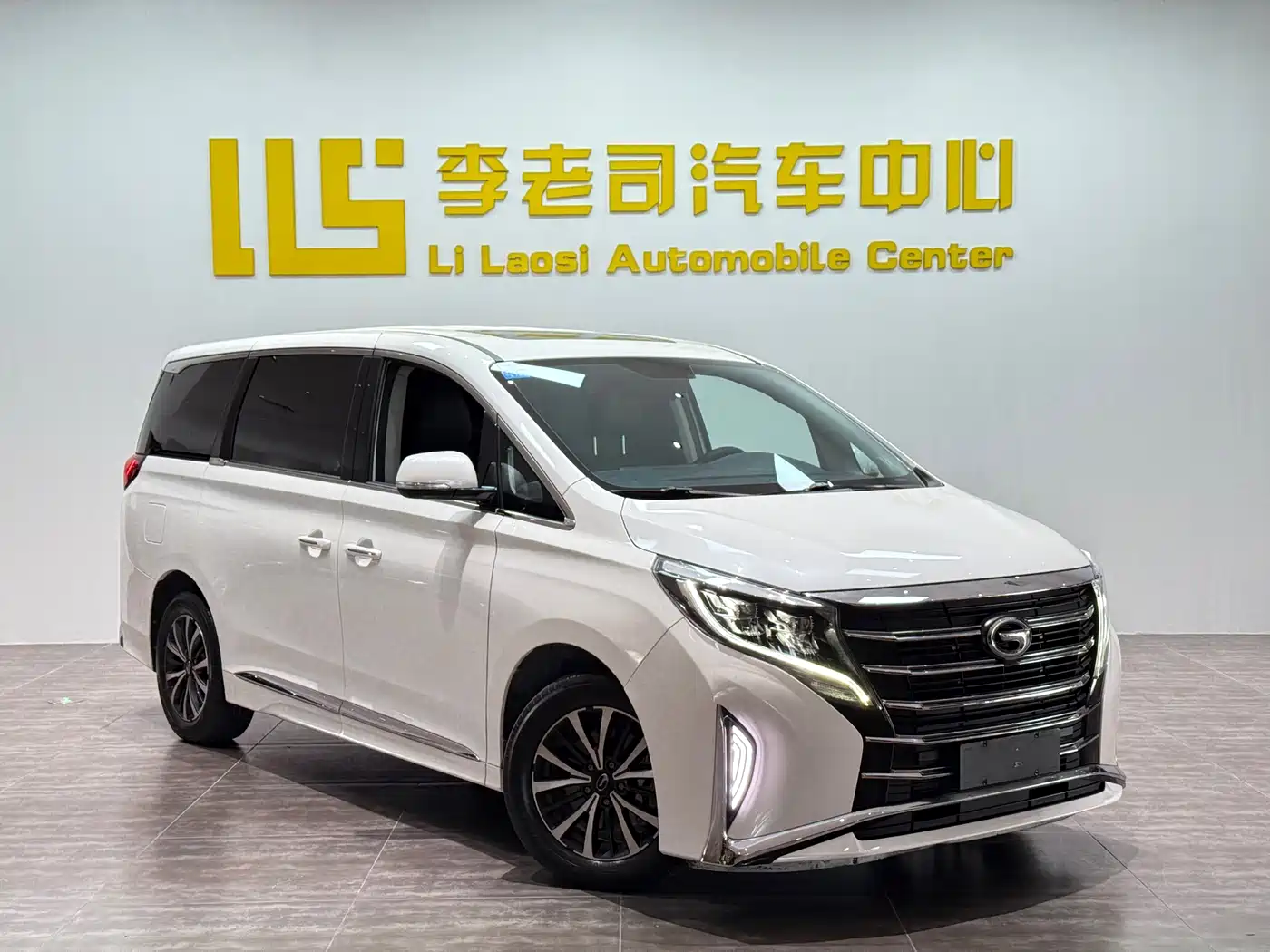 GAC TRUMPCHI M8