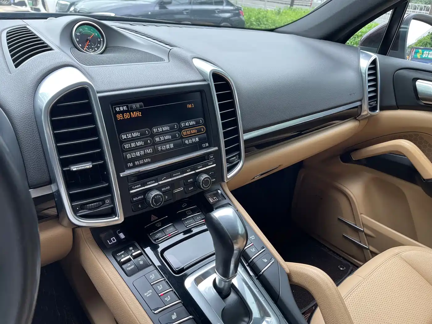Porsche Cayenne 2011 Cayenne 3.0T фото 18