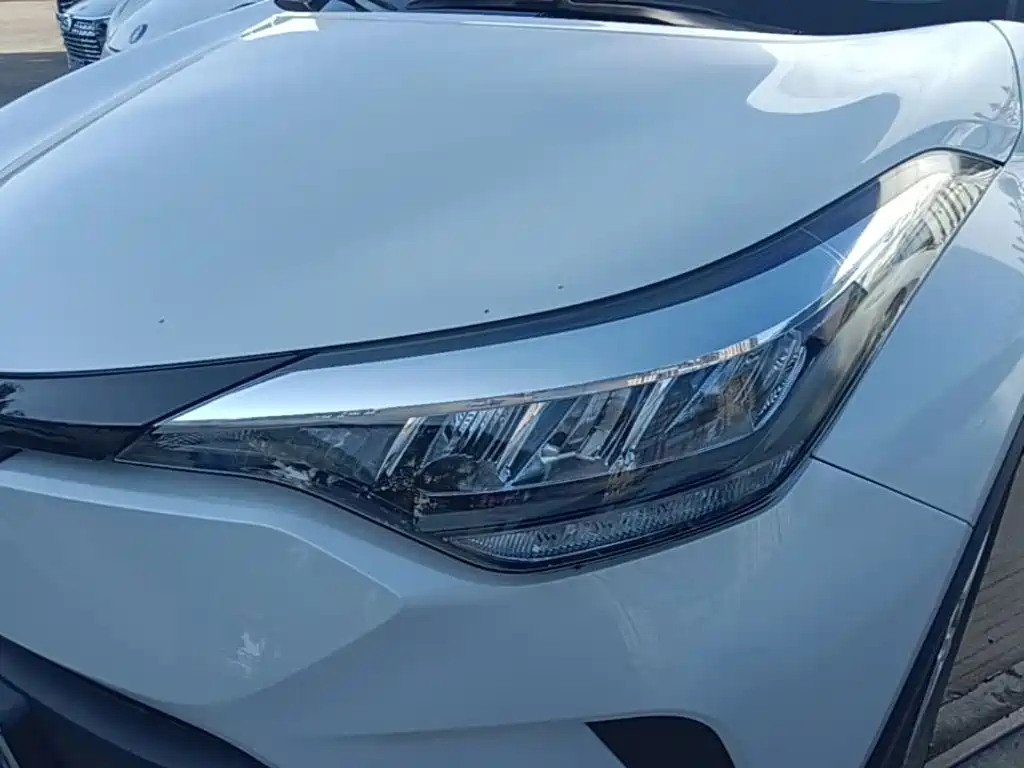 Toyota C-HR 2023 2023 Model 2.0L Premium Edition