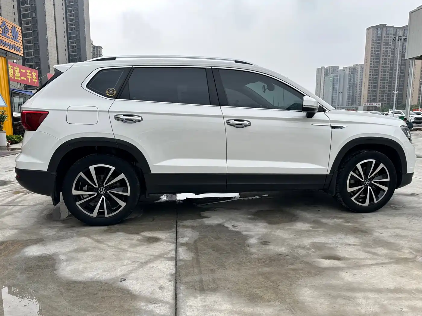 VOLKSWAGEN TUYUE