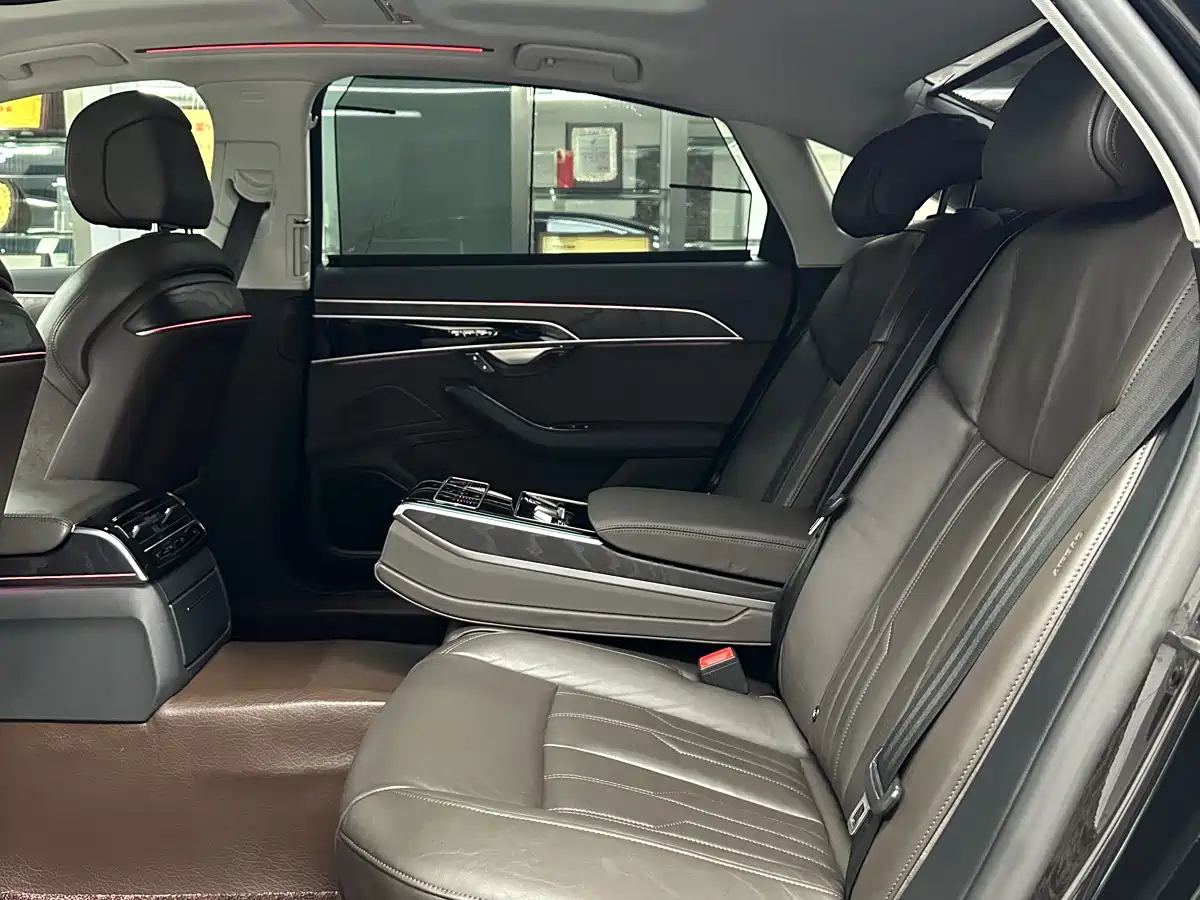 Audi A8 2019 Plus A8L 50 TFSI quattro Comfort фото 9