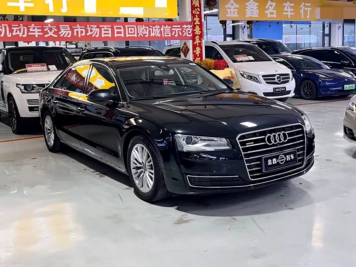 Audi A8 2014 A8L 45 TFSI quattro Comfort фото 3