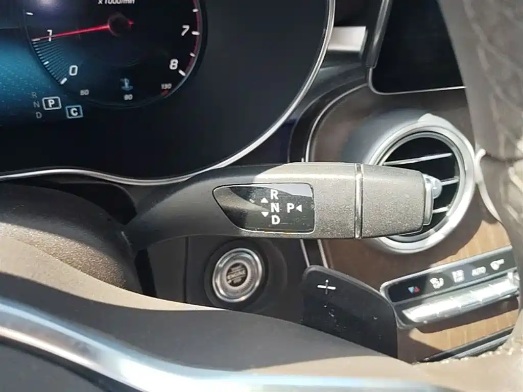 Mercedes-Benz GLC 2022 Facelift GLC 300 L 4MATIC Dynamic Collector's Edition фото 14