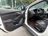 Фото 4 - Ford Focus