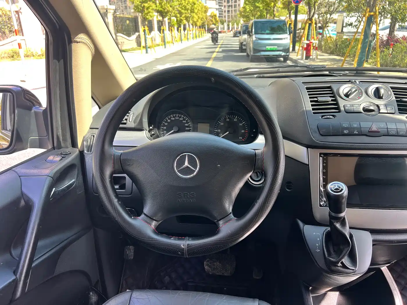 Mercedes-Benz Vito 2011 2.5L Business Edition фото 9