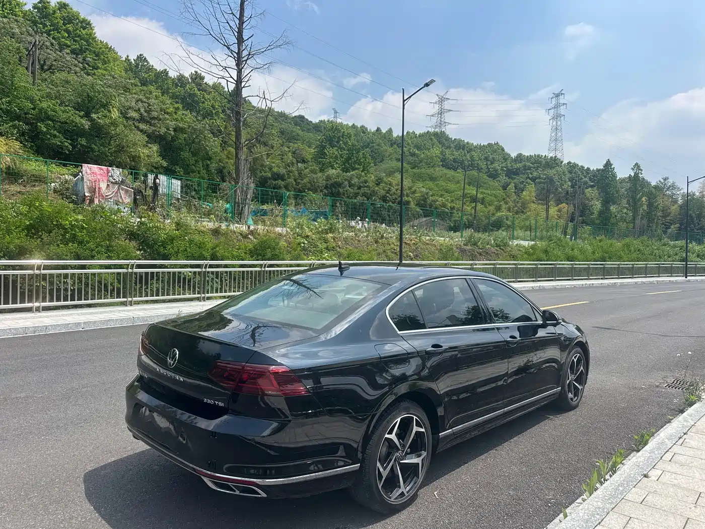 Volkswagen Magotan 2023 2 Million Units Anniversary Edition 330TSI DSG Leading Type фото 6