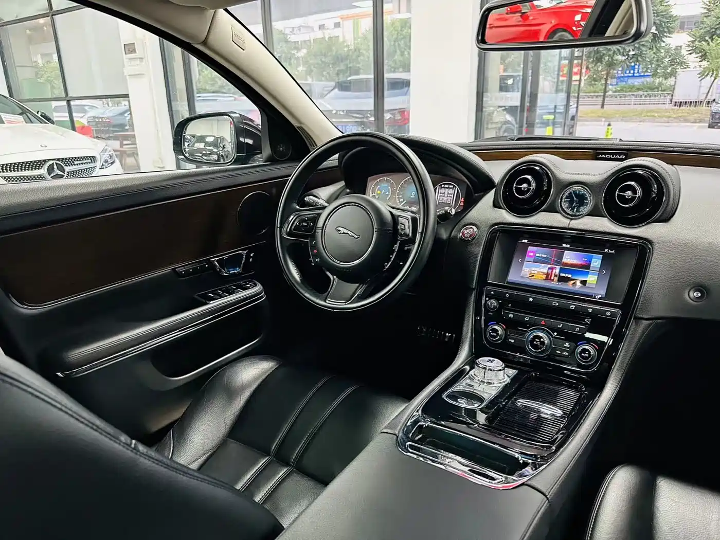 Jaguar XJ 2017 2016 XJL 2.0T 2WD Elegance Business Edition