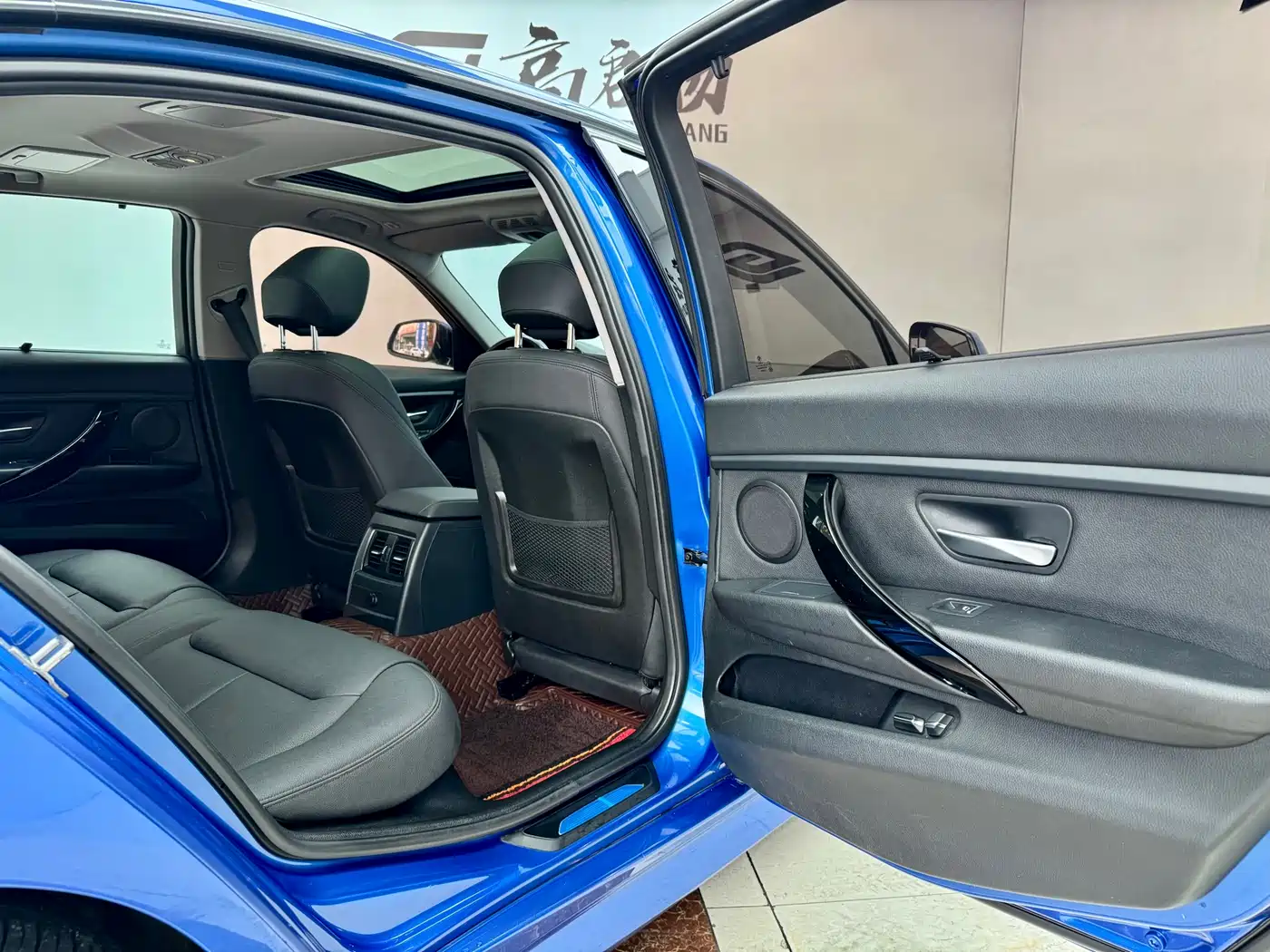 BMW 3 Series 2018 320Li Leading M Sport Package фото 10
