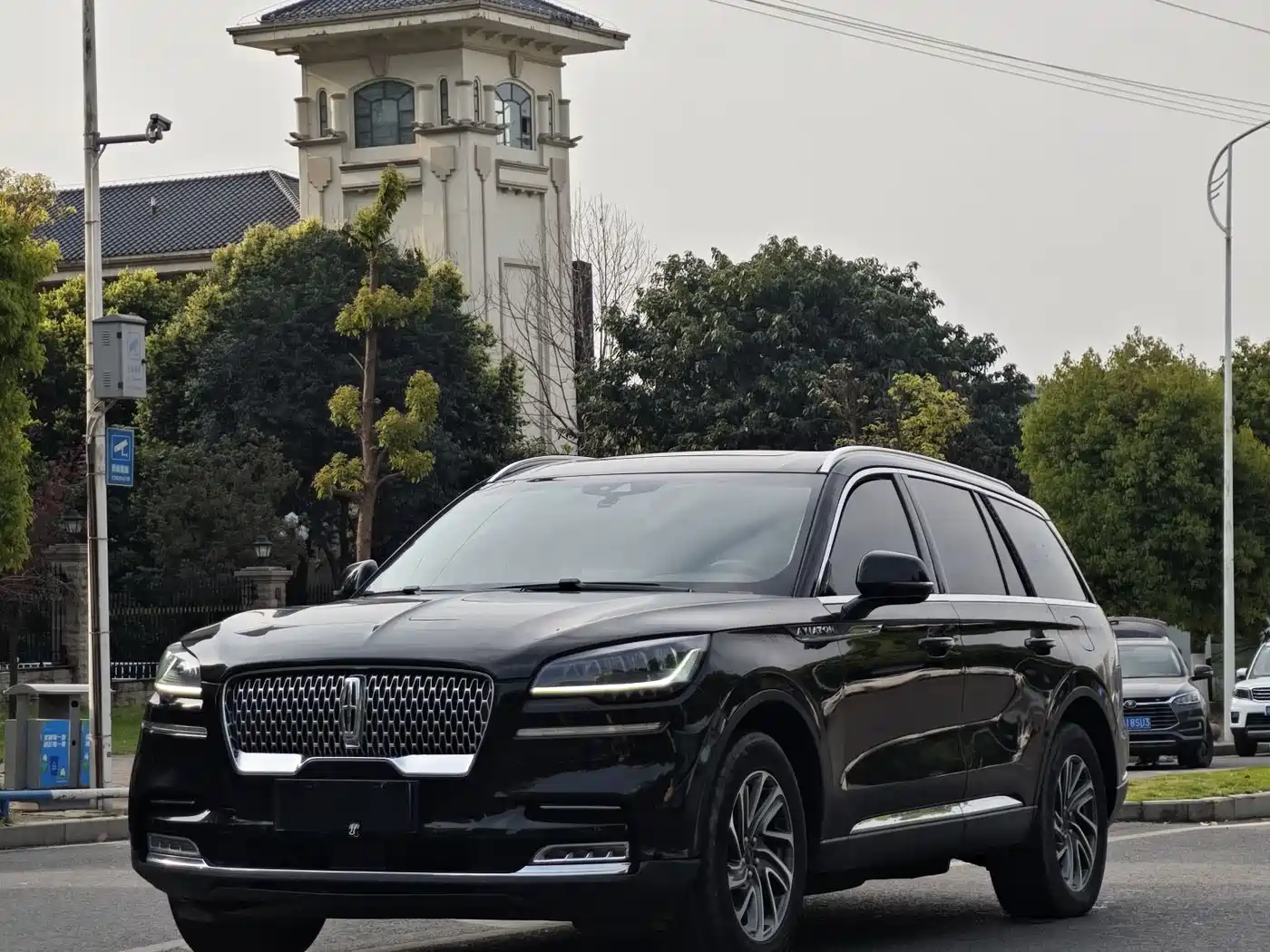 Lincoln Aviator (Import) 2020 2020 3.0T V6 AWD Premium Edition