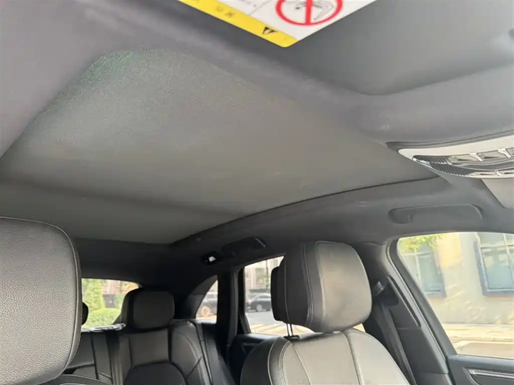 Porsche Macan 2017 Macan 2.0T фото 16